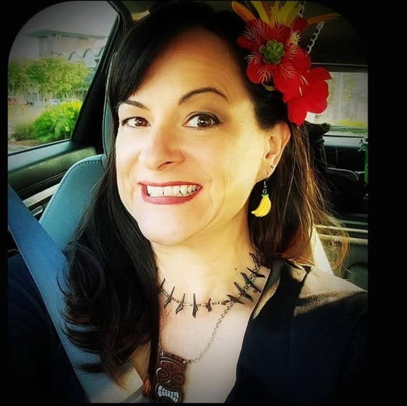 Meet your Posher, Lala ! πΊ - Picture 3 of 12